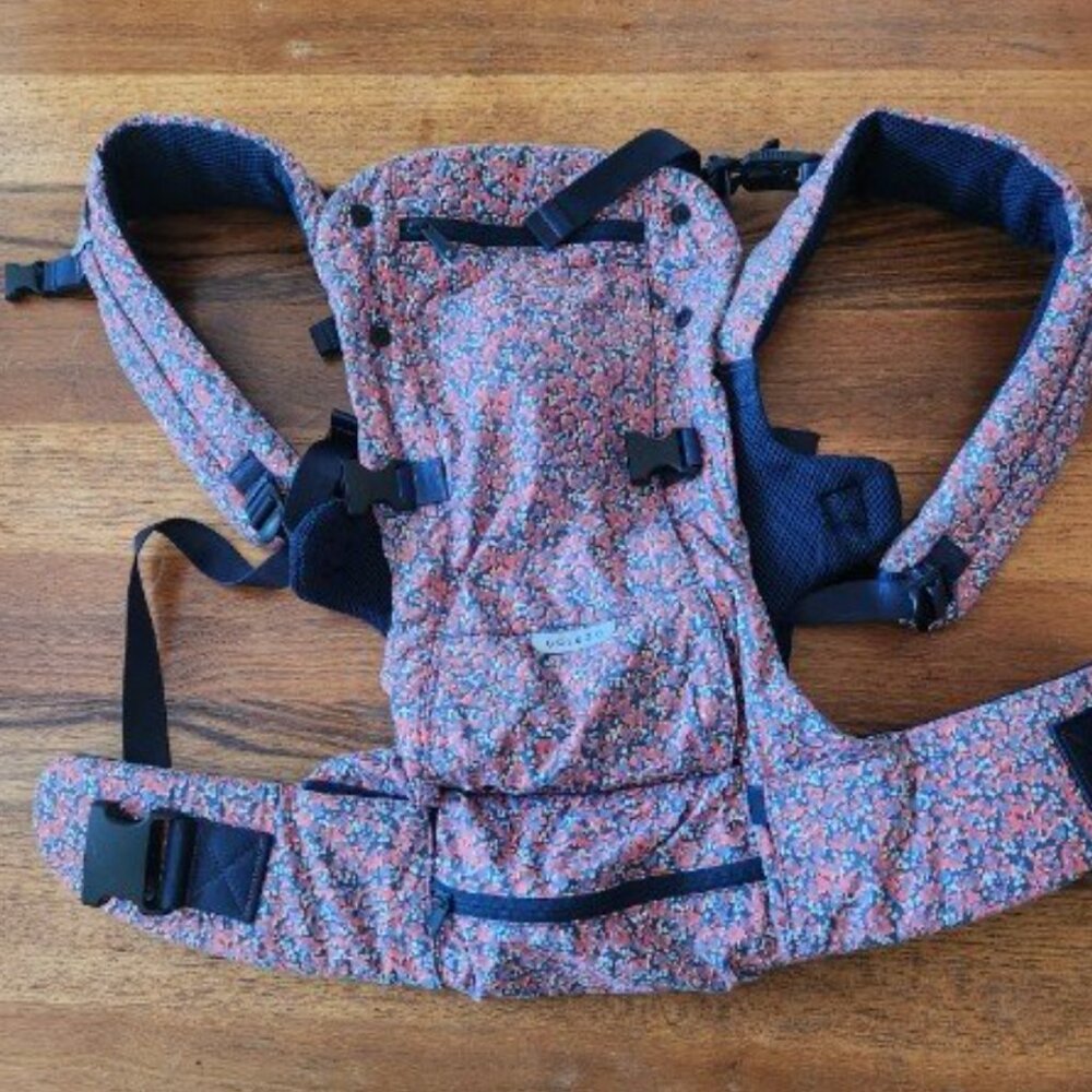 Colugo Carrier